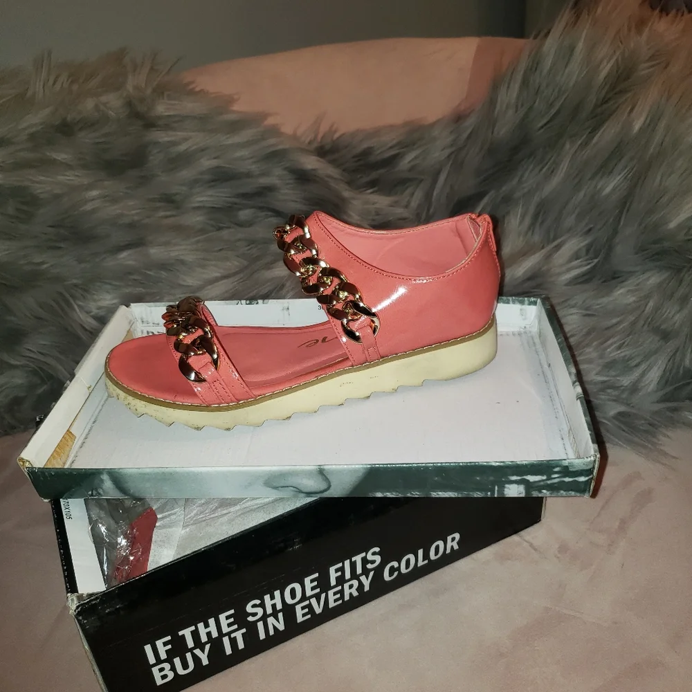 Sandals - Picture 2 of 2